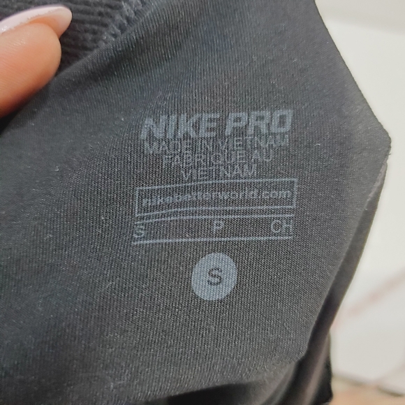 Nike pro compression black graphic shorts size small - Picture 8 of 8